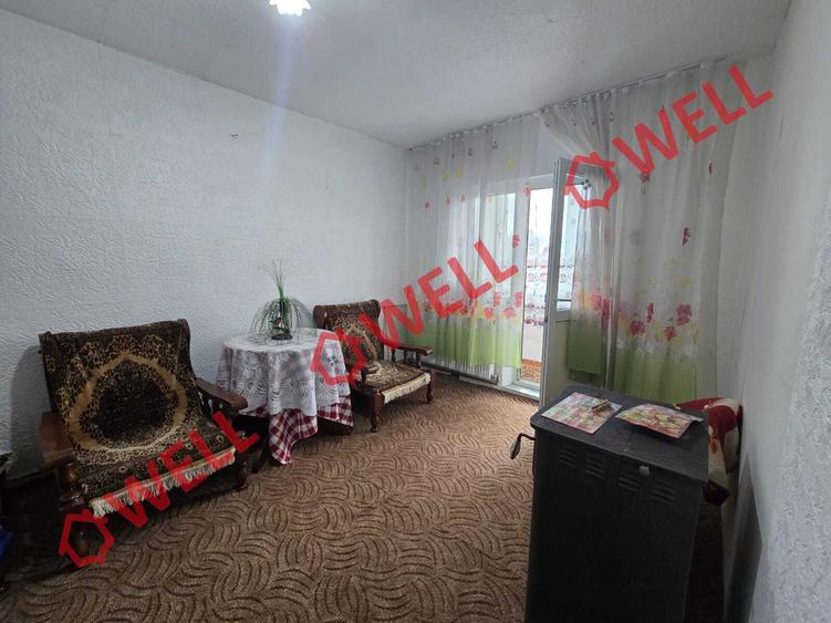 Apartament cu 3 camere de vânzare pe strada Ciucaș!