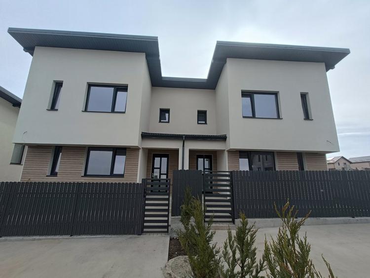 Casă tip duplex, 4 Camere – Valea Lupului / Rediu