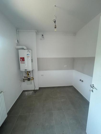 Garsoniera, 33mp + 20mp gradina, AC, metrou, bloc 2025, Hils Republica