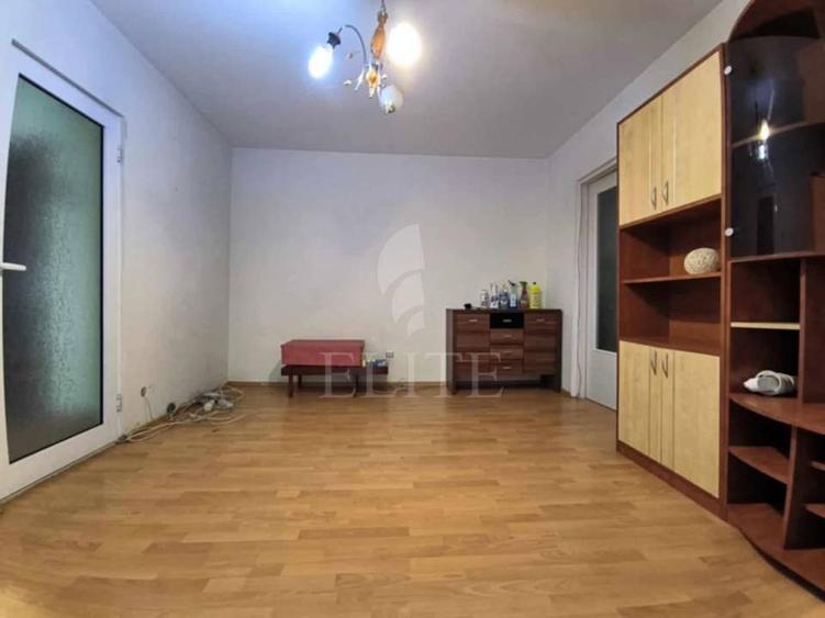 Apartament 3 camere în zona MEHEDINTI