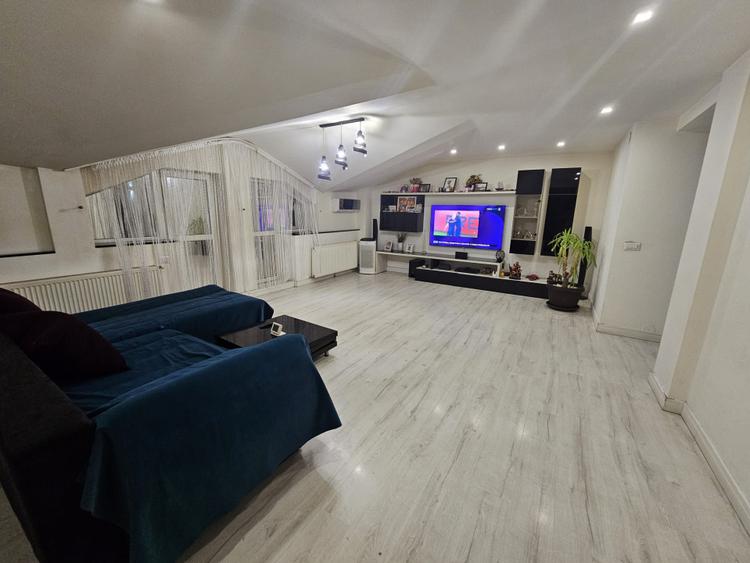 Apartament 3 camere decomandate, 141 mp utili, Rovine, zona Bacriz