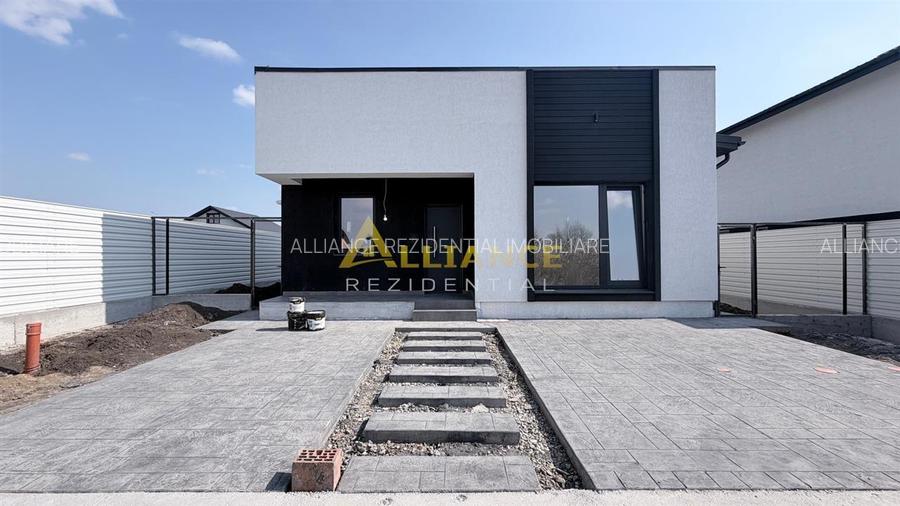 Casa individuala- 4 camere - 2 bai - 450 metri teren - 3