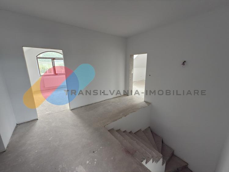 Casă individuala P+E+Pod, 225 mp, Chinteni