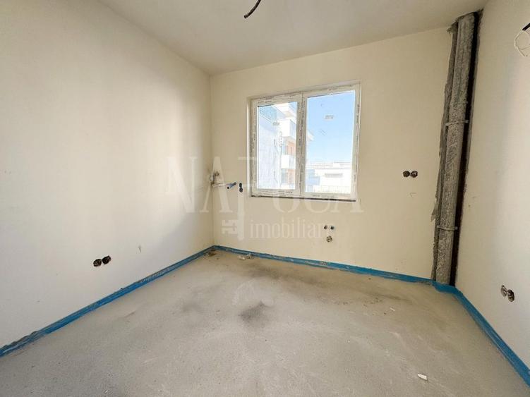 Apartament 3 camere de vanzare in Floresti