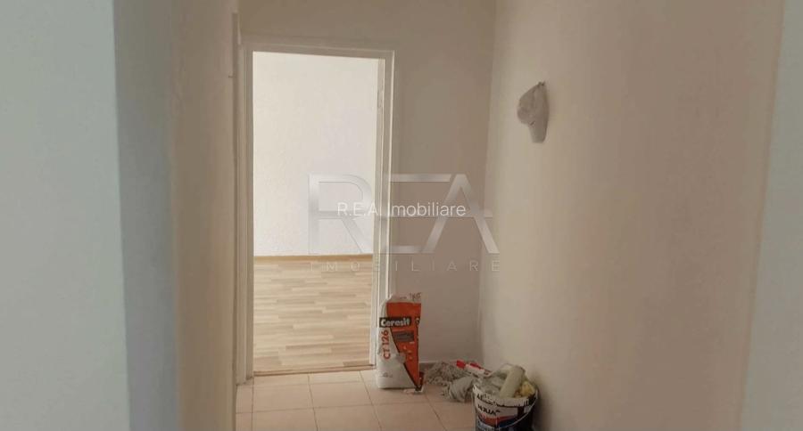 2 camere, 3/4,  50 mp, bloc 1978, anvelopat-Drumul Taberei - 6
