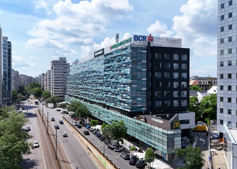 America House, Nicolae Titulescu 4-8 - comision 0%, reprezentam proprietarul!