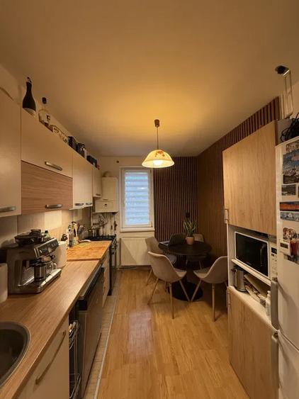 Apartament 3 camere, etaj 3, decomadat, Gheorgheni, Baisoara, Parking