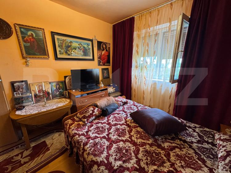 Apartament 3 camere, decomandat | Micro 7, Hunedoara | Etaj 2