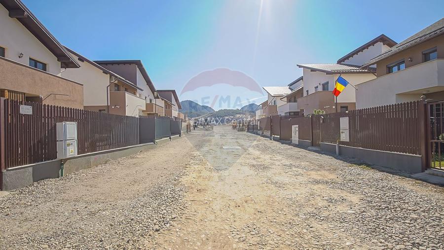 Duplex Modern, Curte Proprie | Green Haven Săcele - Comision 0% - 28