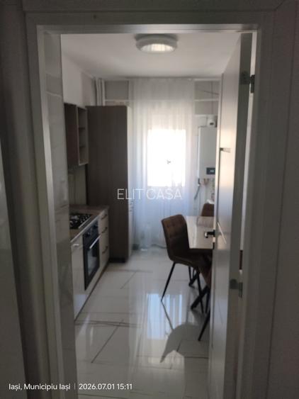 Apartament cu 2 camere DECOMANDAT, zona Gara - Pacurari - 12