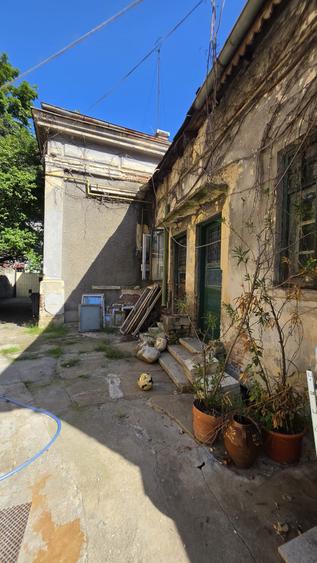 Casă cu 5 camere lângă Piața Sf. Ștefan