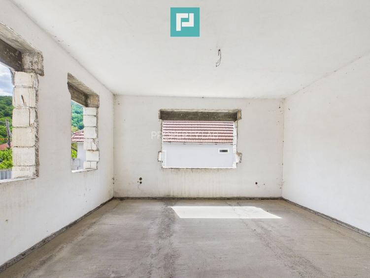 Casă cu etaj construcție nouă, în Sebiș Arad - 13