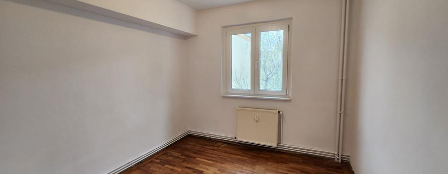Apartament 2 camere in Centrul Civic, etaj 3, balcon,clasa energetica B, liber !