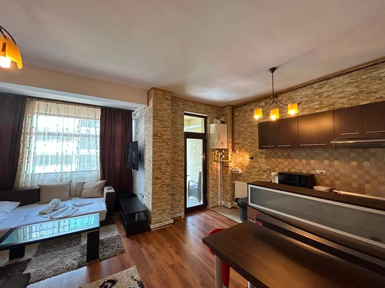 Garsonieră in statiunea Mamaia, langa hotel Regal 300 euro