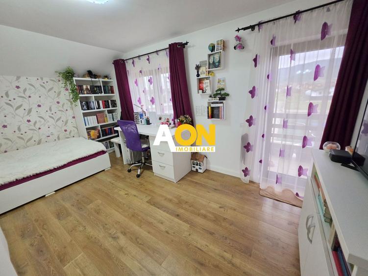 Casă 6 camere, S+P+M, mobilată, utilată, 605 mp teren, Micesti