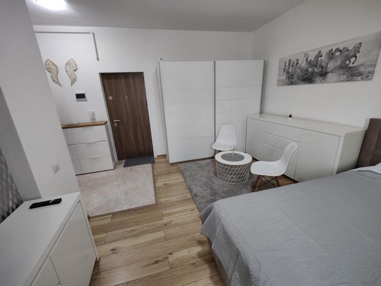 Garsonieră Decomandata Mobilată și utilată modern | Loc de parcare