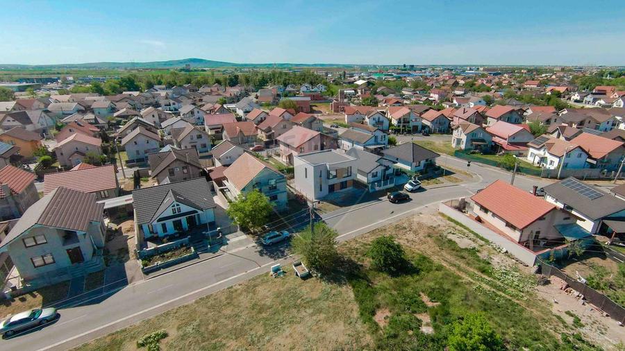 Casă / Vilă cu 5 camere de vânzare în zona Calea Clujului