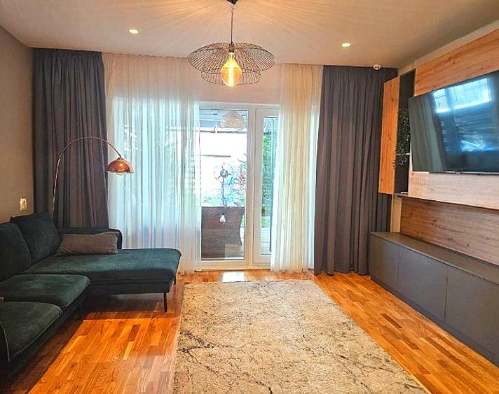 Casă Premium P+1+M | 5 camere, 4 băi | Grădină | 2 parcări | Voluntari