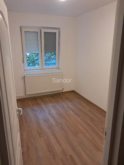 Apartament cu 3camere  - 2
