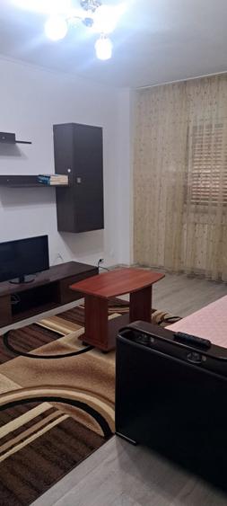 Tomis 3 – un apartament primitor, pregătit pentru următorii săi chiriași.