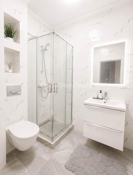 3 Camere Decomandat 88 mp Ovidiu Lac Vedere Spre Lac