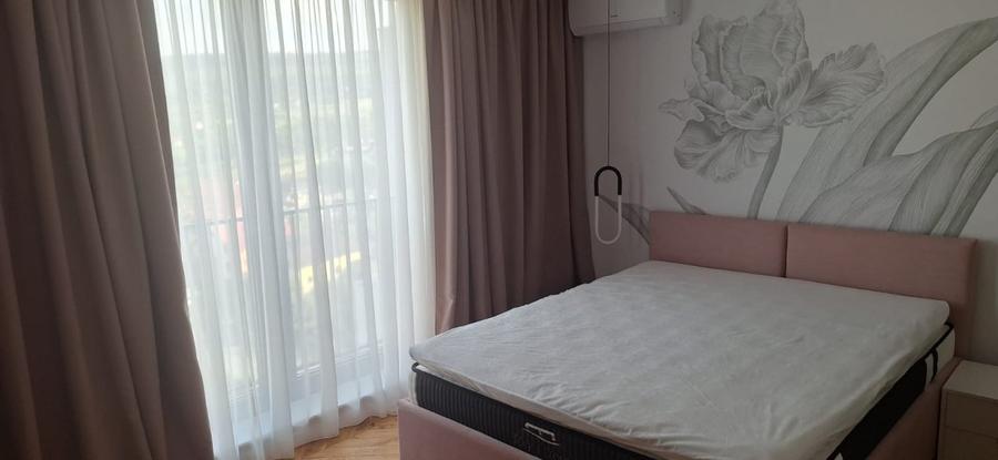 Apartament tip Penthouse de lux cu 3 camere – zona linistita, Buna Ziua