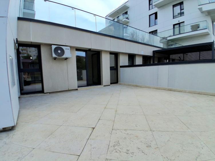 Apartament de vanzare 2 camere cu terasa, zona Pacurari, INTABULAT si FINISAT