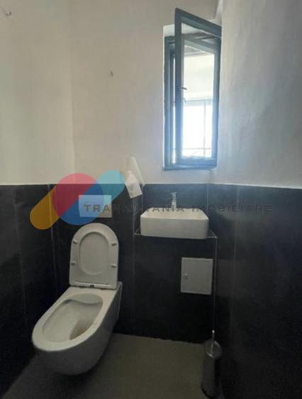 Apartament cu 4 camere, 125 Mp, ultracentral – Eroilor