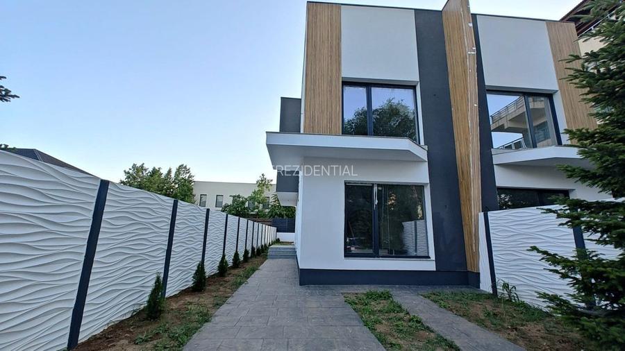 Casa stil duplex - zona Corbeanca