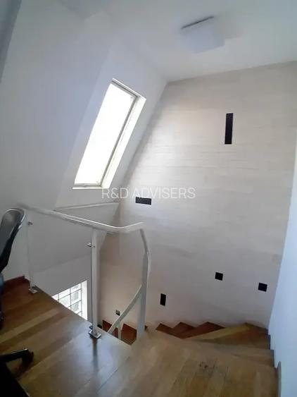 Duplex cu rooftop de 80 mp în Dorobanți, 6 camere - 10