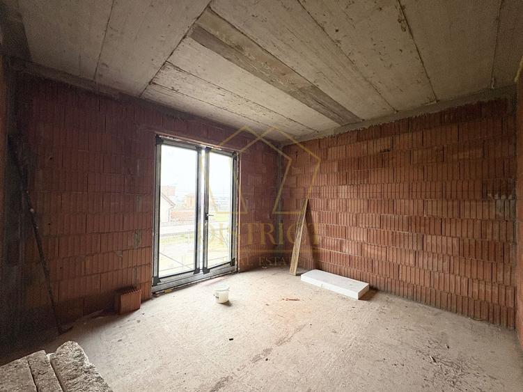 Duplex spatios cu 5 camere si 2 bai | Giroc