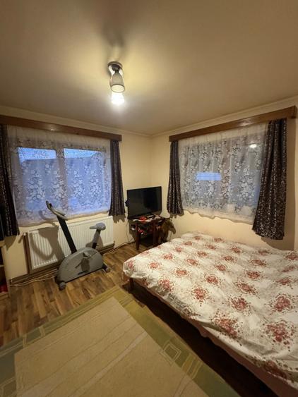 Casă 100 mp în Satul Nou de Sus, 8 ari, garaj