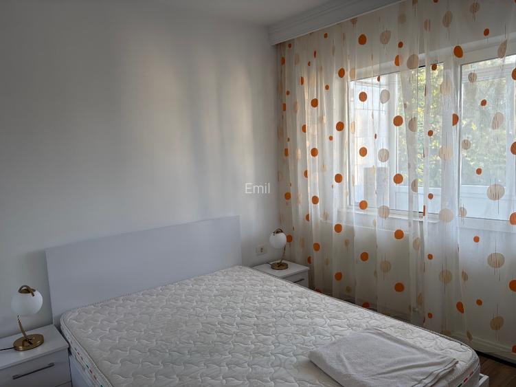 Inchiriere apartament doua camere decomandat