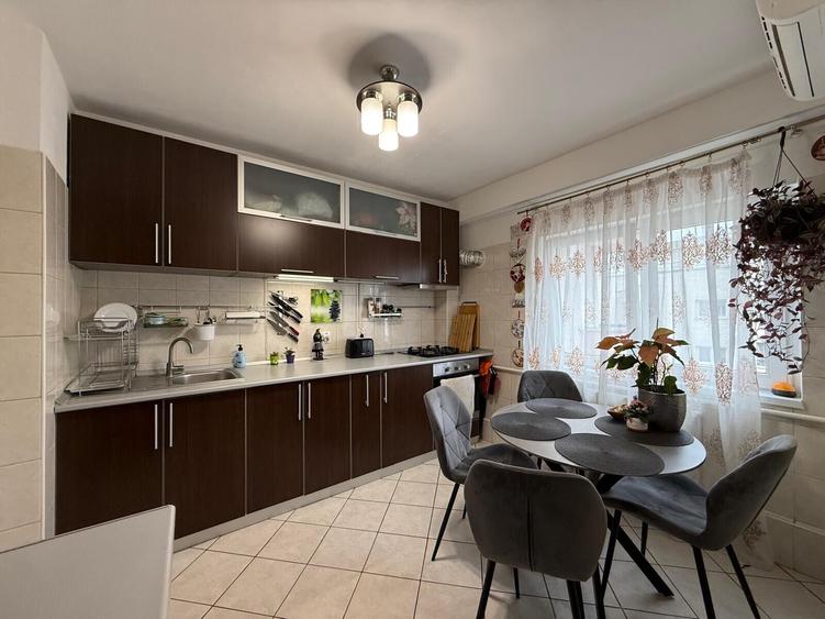 Apartament 4 Camere Mobilat Utilat Metrou Dristor