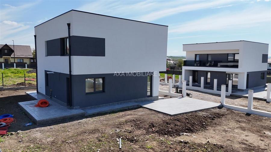 Direct dezvoltator! Casa Miroslava,S.u.130 mp,4 camere,2 bai,0% Comision - 6