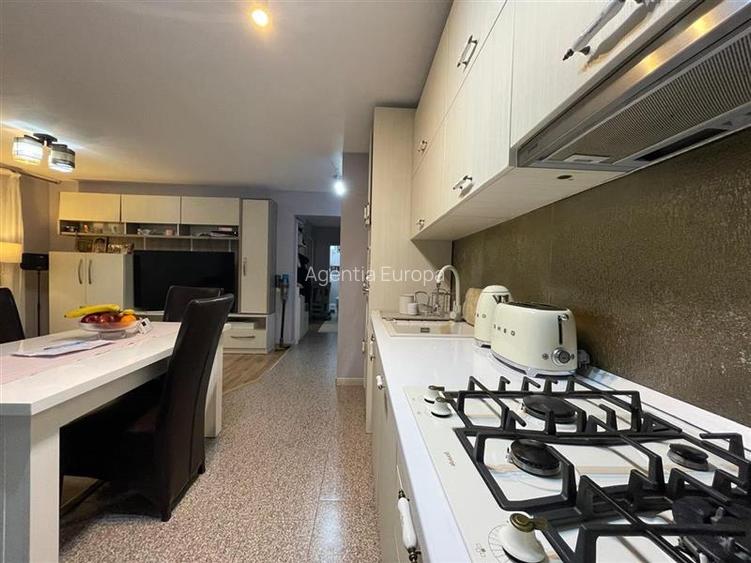 Apartament 3 camere de vanzare zona ultracentrala Tulcea - 12