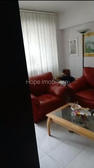 Piata Romana -lahovari-Apartament de 2 camere-Terasă Panoramică-Loc de Parcare