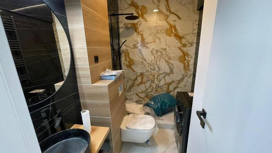 REA1020164 Vanzare apartament 4 camere Sisesti