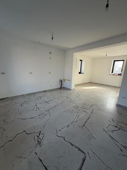 Spatiu comercial, 90 mp , chirie , Radauti