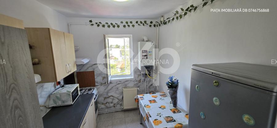 De închiriat: Apartament 3 camere semi-decomandat –Cartier Micro 9, Târgoviște - 4