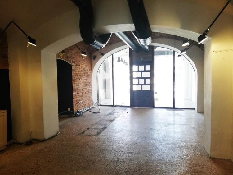 Spatiu comercial de vanzare in Piata Mica, Sibiu