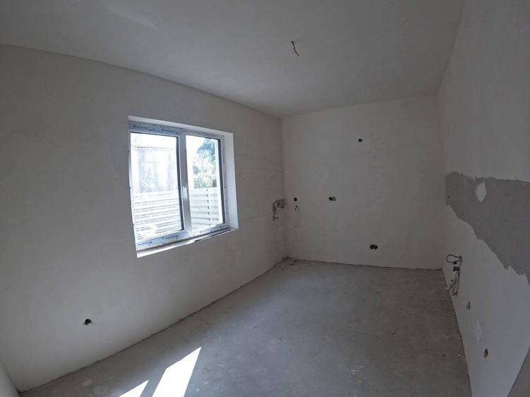 Duplex cu zonă de recreere în pădure, Florești – Tăuți
