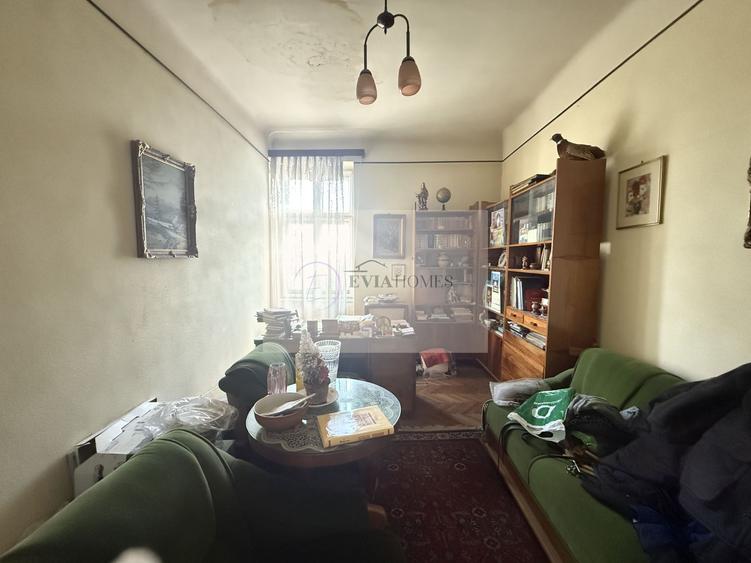 Apartament cu 3 camere de vanzare–Ultracentral / Zona Parcului Central