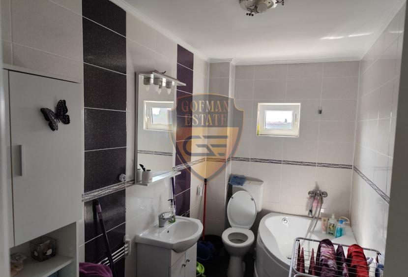 Apt duplex, 3 camere, Poarta 6, 60 mp, parcare, mansarda 2014, centrala gaz, A/C
