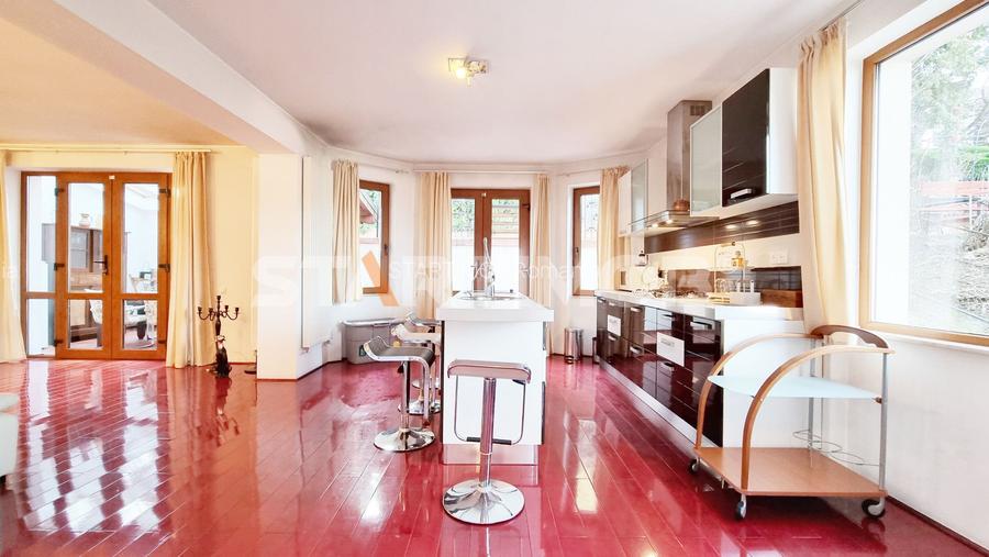 Vila mobilata ultracentral Brasov - 27
