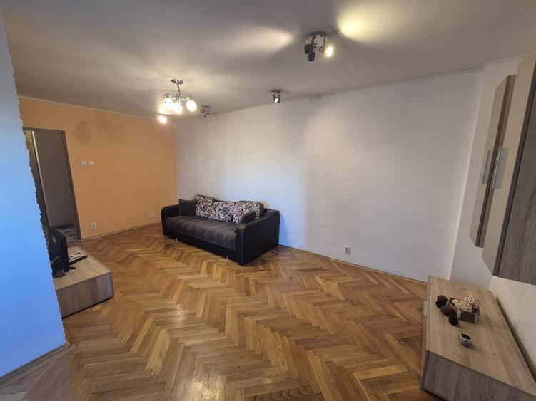 Ion Mihalache – P-ta 1 Mai, inchiriere ap. 2 cam mobilat