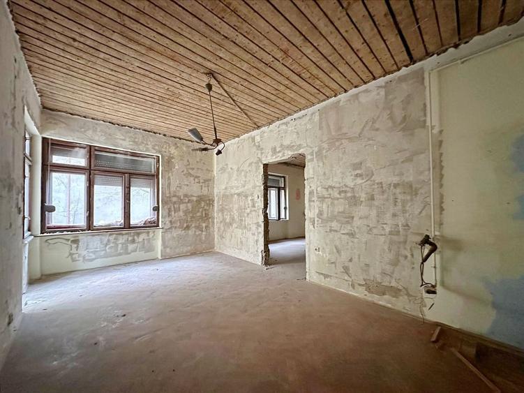 Oportunitate investiție: 2 unități ultracentral, pregătite pentru renovare