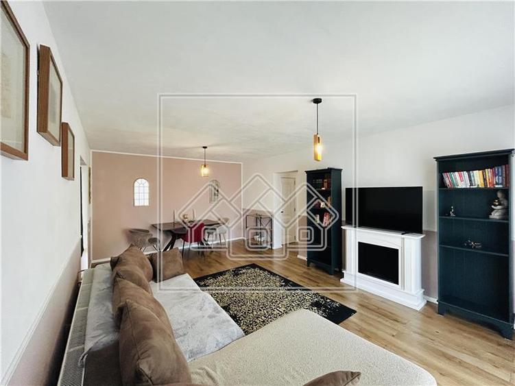 Casa moderna, cu 4 camere, 109 mp utili,  211 mp teren