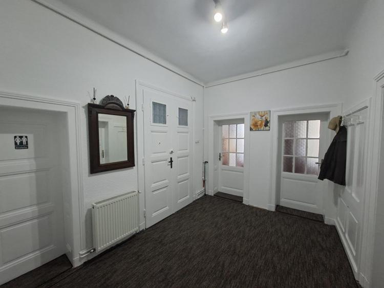 Apartament Deosebit cu 4 Camere - 129 mp Utili - Orasul de Jos