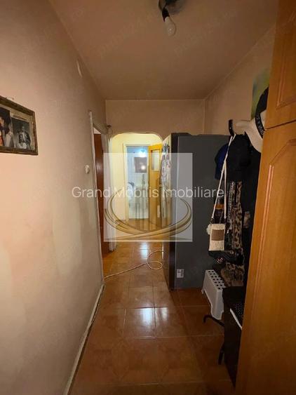 Apartament cu 2 camere decomandat